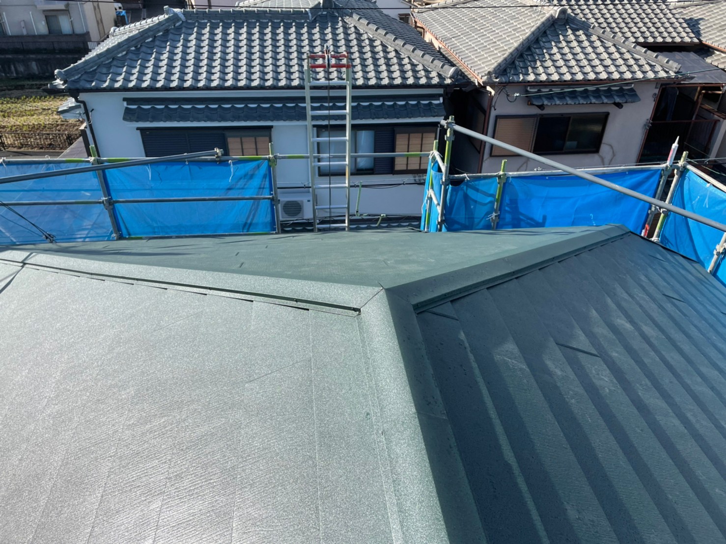 スーパーガルテクト葺き替え